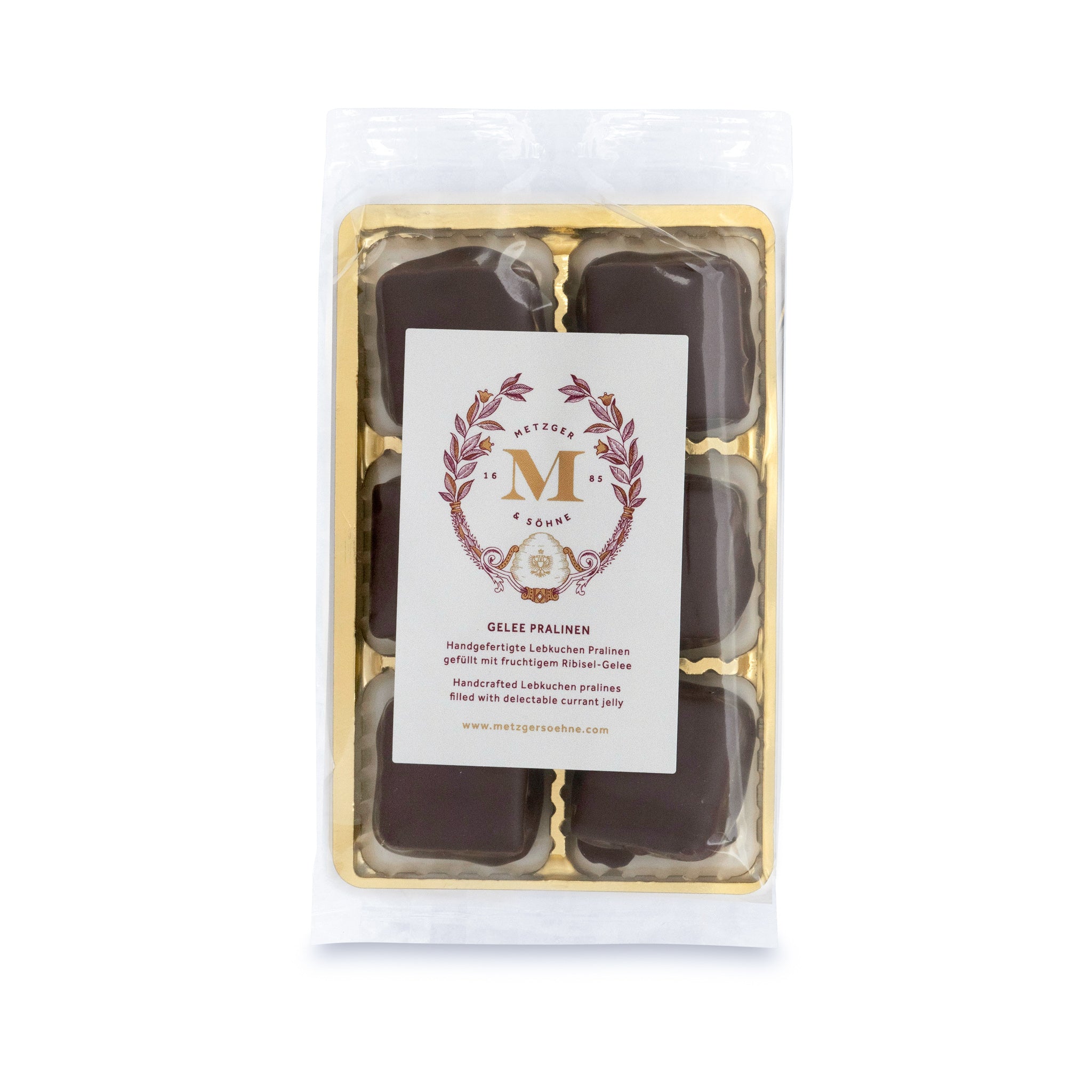 6 handcrafted Lebkuchen 'honey cake' pralines filled with opulent currant jelly, coated in rich, dark chocolate. The high quality chocolate couvertures enchant with an intense chocolate taste, complimenting the Lebkuchen and jelly. A tasty chocolate treat for fruit and chocolate lovers, alike.