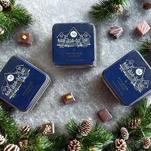 Load image into Gallery viewer, Maggiore Christmas Lebkuchen Praline Tin - Blue